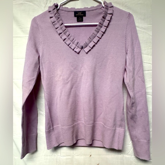 Brooks Brothers lavender Merino Wool ruffled V-Neck pullover sweater sz xs - Picture 1 of 4